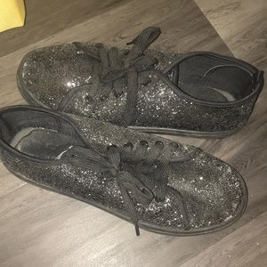 Black sparkly woman’s shoes. Slightly used